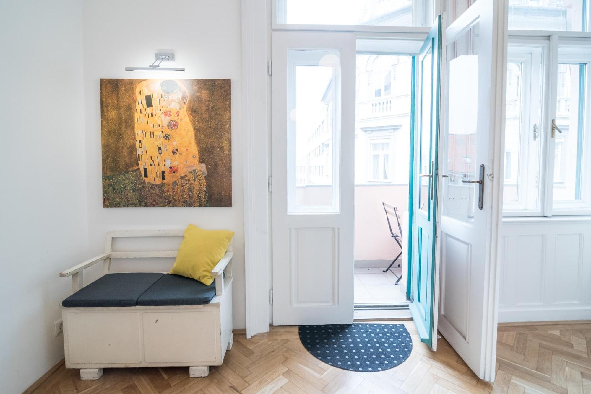 Newsunny Apartment At The Budacastle Budapest Kültér fotó
